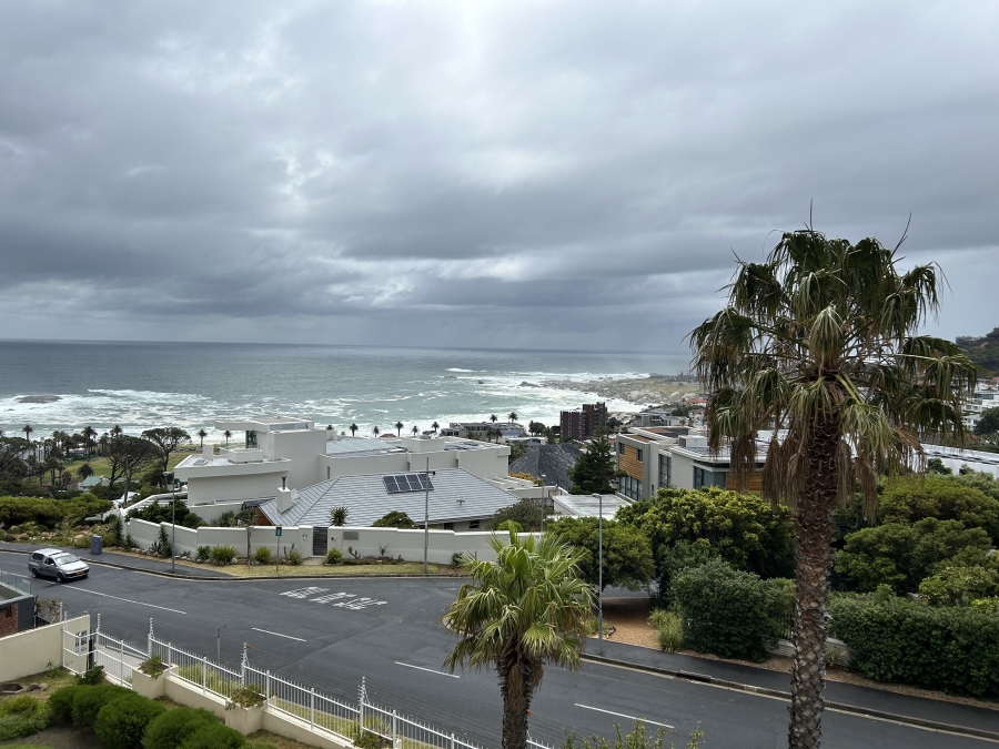 To Let 2 Bedroom Property for Rent in Camps Bay Western Cape